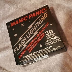 Manic Panic Complete Bleach Kit